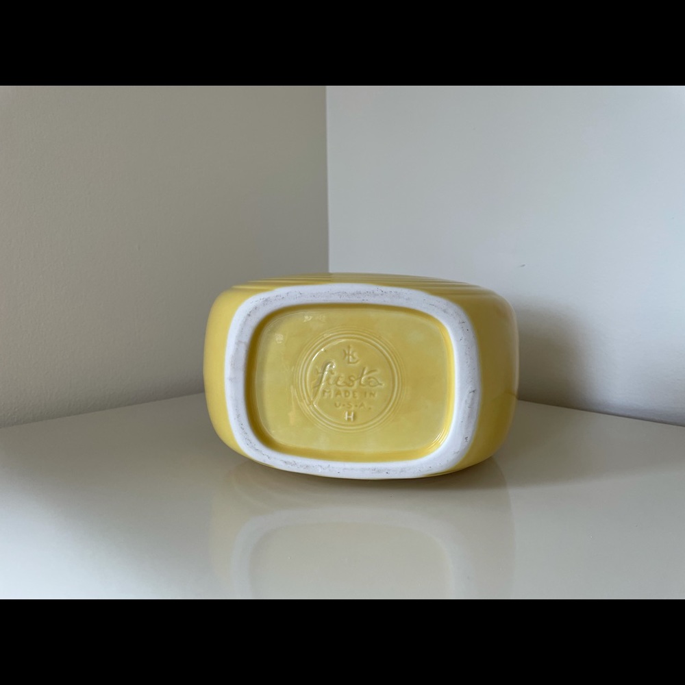 Fiestaware Disk Pitcher - Picture 5 of 6